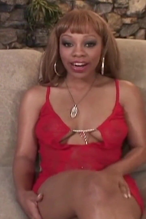 Loira negra Bangladeshi Foxx tem um corpo lindo que fez seu amante foder com força