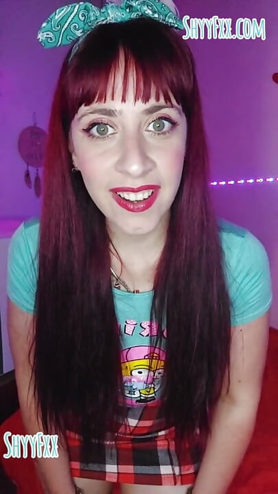 שייפקס! רולפליי לסבית ראשון בשביל המעריצים שלי!