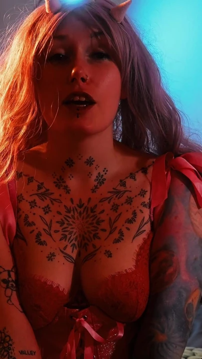 我宁愿操塑料, 女主调教戴绿帽子 Pov, 操逼机器