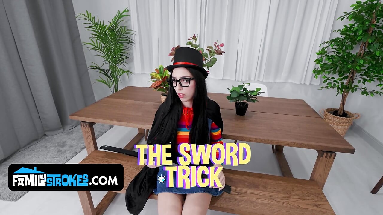 Scarlett's Deepthroat Magic Show Begins