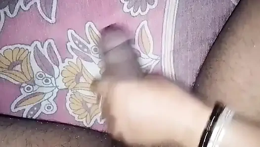 Indian Desi Bhabhi Ne Hand Se Meri Cock Ke Pani Nikali,Hindi Sexy Video,Indian Sexy Video,Desi Sexy Video,Sexy Video,Sex Video