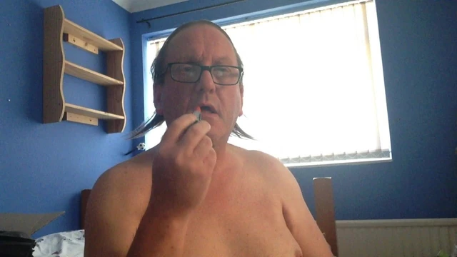 Making vids to entertain men on UK lockdown