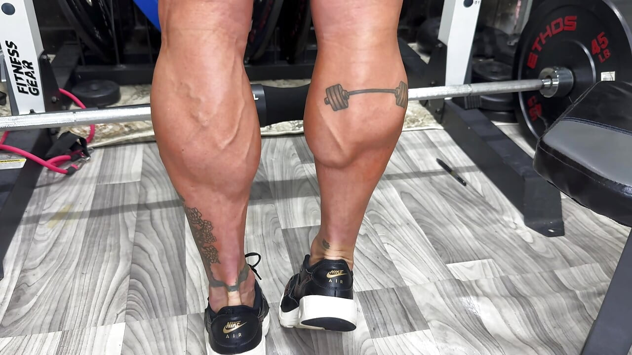 Muscle MILFs Cum Command JOI