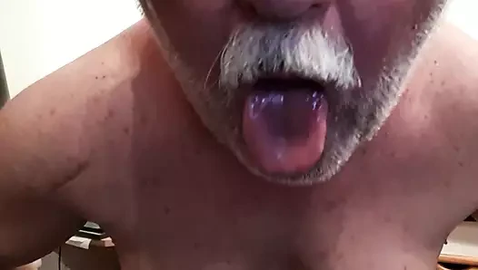 Meine Loecher, meine Titten und mein Pimmelchen