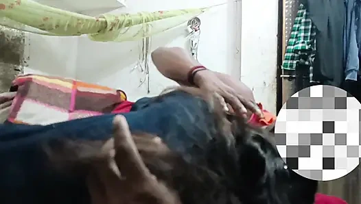 Студентка, намазаная маслом, и её задница