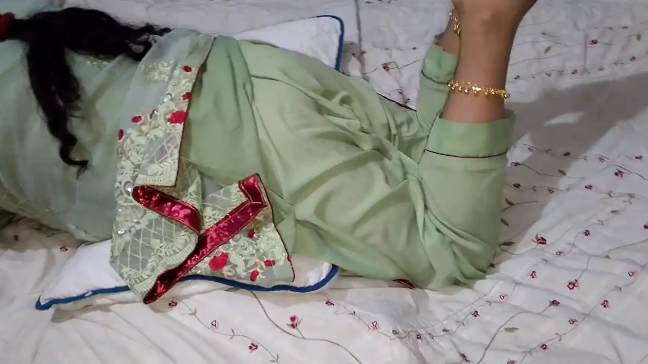 Big Ass Indian Desi Housewife – Husband Wife