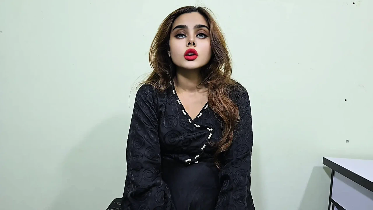 Part 1 Desi Behan Ko Manaya Sexx K liye