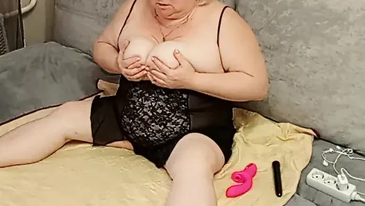 Büyük etli amcık, göt ve büyük memeler #7