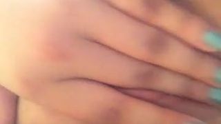She Loves to Fuck her Sweet Pussy with Fingers