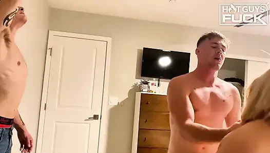 Took Blondie Back From the Bar. Hit It.