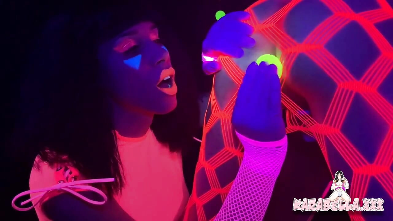 Neon Cream Dream
