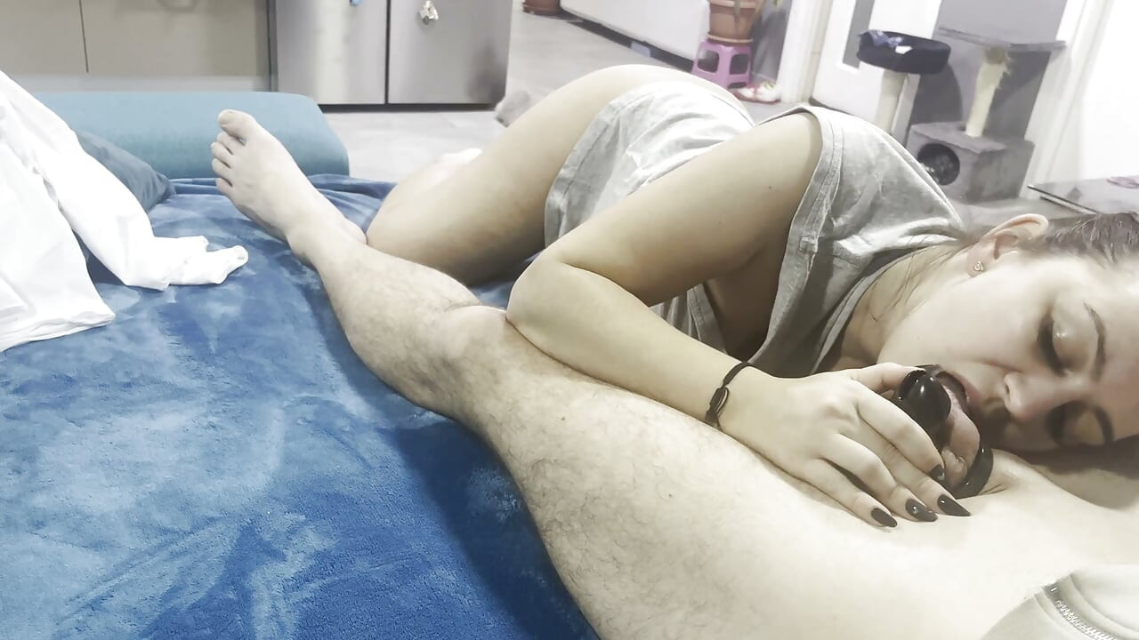 POV چستيتی - مکیدن تخم‌ها - ۴K