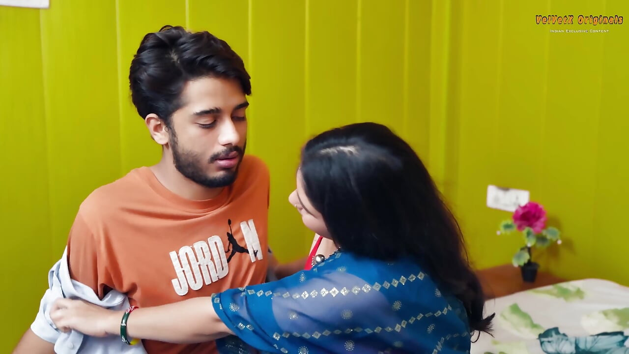 인도 섹시 핫한 바비 4K 울트라 HD 풀 영상과 처음으로 섹스하는 처녀 십대 소년