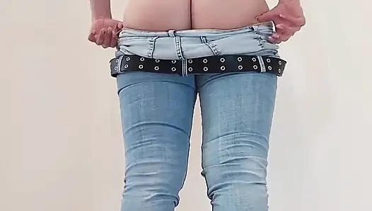 Zwei jeans für meine fetisch-jeans mit dickem arsch