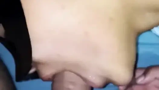 Отчим Обучает Падчерицу, Как Сделать Глубокую Глотку И Пить Мочу В Первый Раз