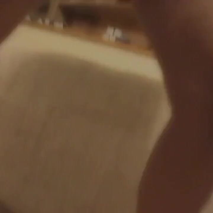 tomando como uma rainha