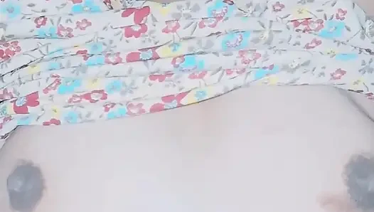 Я начала лизать ее киску, и это было весело