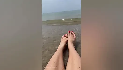 Feet Play on the Seaside