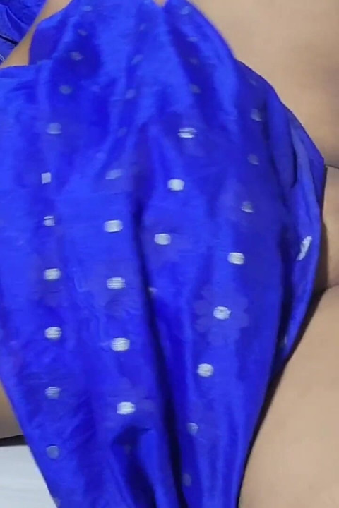 He Found His Stepfather-in-law Alone in the Room and Fucked Him.