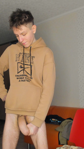 Nestašni Dečko Jebe Žilavi Štap za Kremastu Spermu | Isječak 1