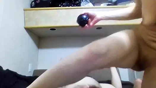 Meledak di posisi 69 lalu posisi cowgirl. beda-beda