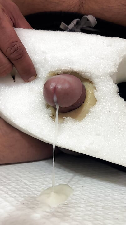 再给你更多精液满足你的需求