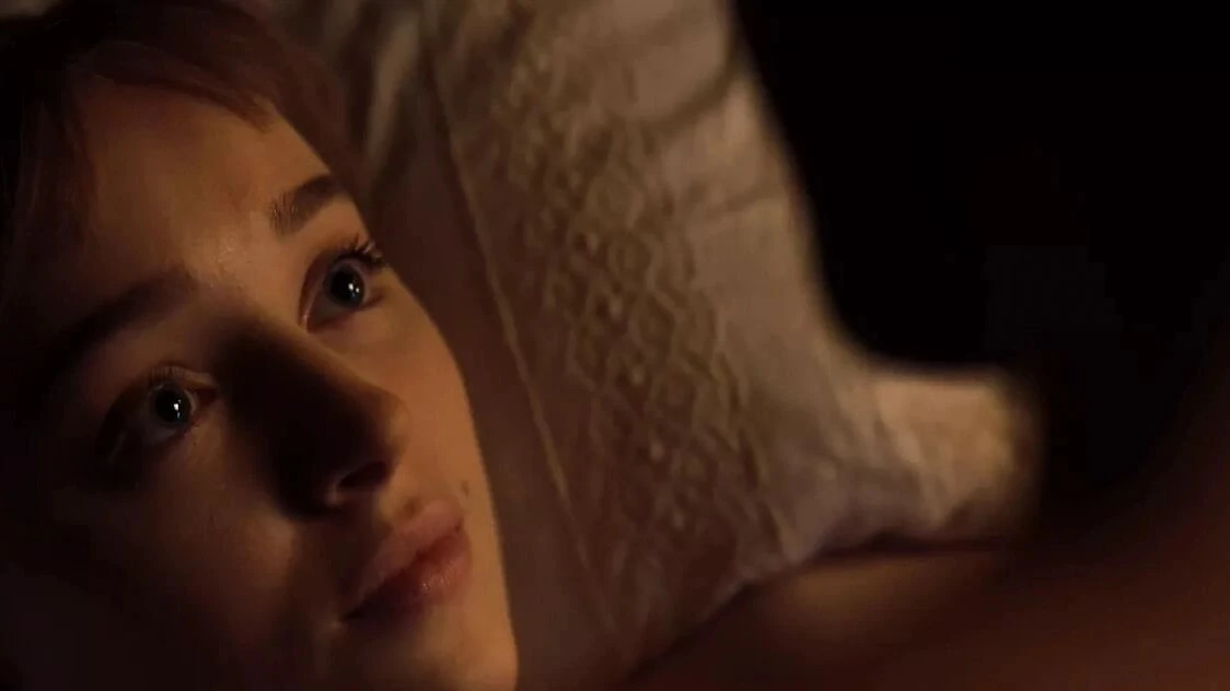 Phoebe dynevor seks kaseti