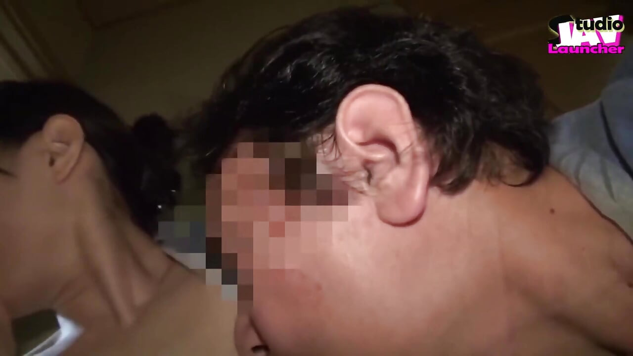 已婚Sayaoko优雅微笑背后的秘密温泉之夜 - 第3部分