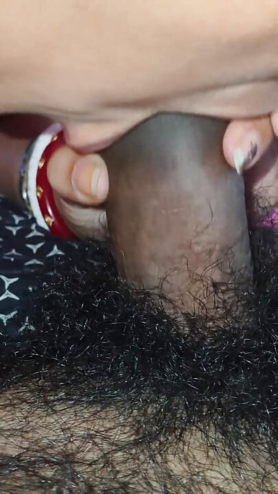 Indian girlfriend suck her boyfriend's dick and give him deep blowjob after that eat the all cum in mouth