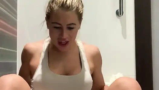 Waktunya orgasme sange dari gym kit gunge