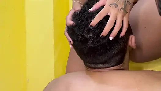 Моя матка болит, я все еще наслаждаюсь этим