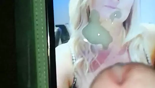 Milf donna spunked alır. boşalmak haraç.