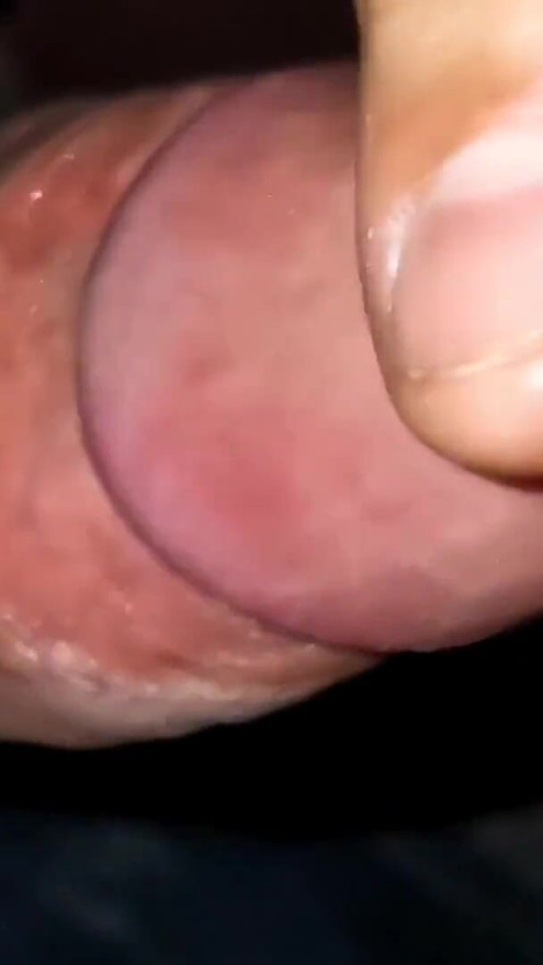 Playing with the head of a wet penis | Clip 1