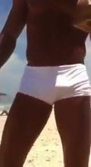 Str8 waiter on the beach bulge