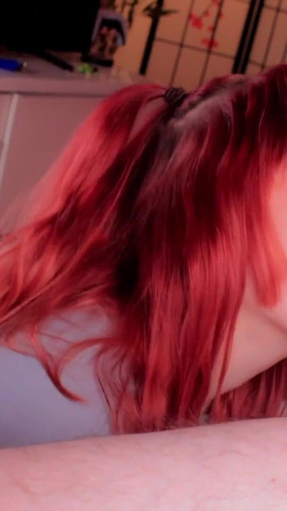 Aku dicrot di dalam sama sahabatku sebelum nyepong kontol besarnya | Klip 2