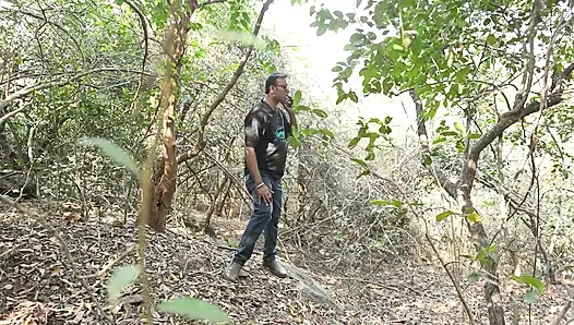 Деревенскую Девушку Нашли В Джунглях