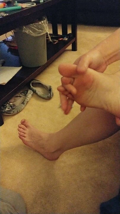 Lotion on feet