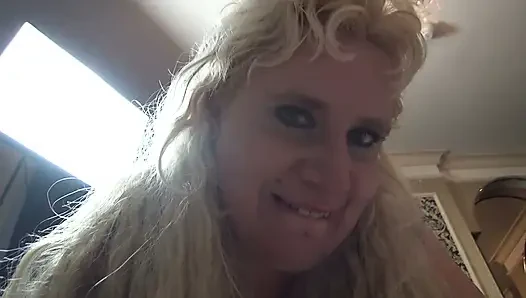 Jewel Xl Her First Mini Gangbang
