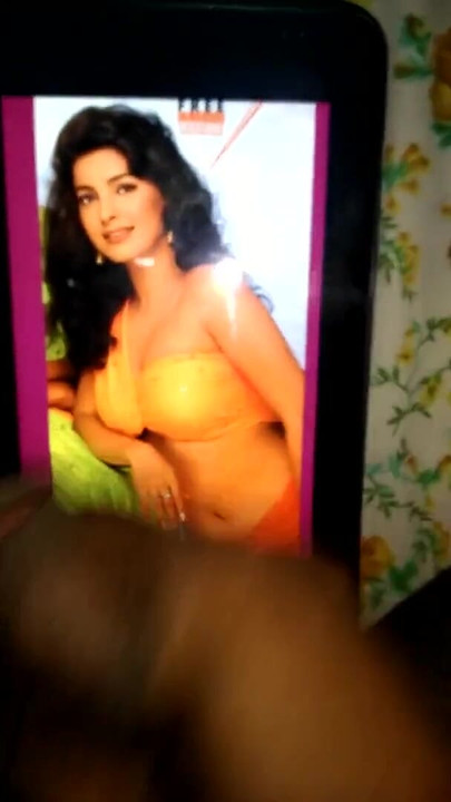 Must-see moment from "Bollywood Milf Juhi Chawla Thick CUM Tribute"