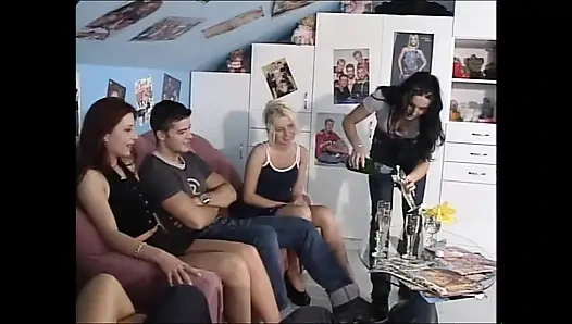 Avcılar Sikişmek İstiyor!! - (Bölüm #04)