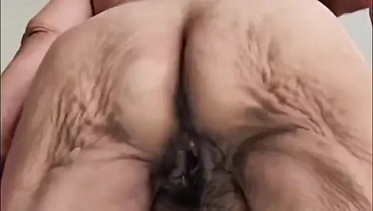 Nine kırışık çıplak göt ve kalça video derlemesi