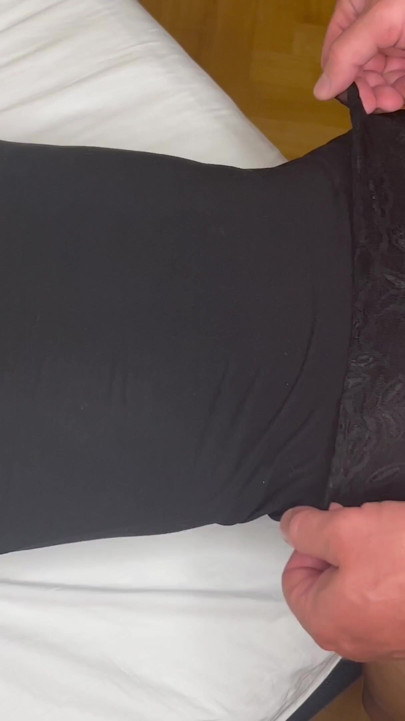 Slim MILF ass bouncing on cock | Clip 1