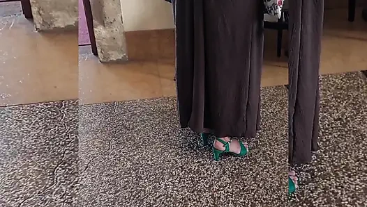 Sarışın Olgun Eş Yürüyüşten Sonra Seksin Tadını Çıkarıyor