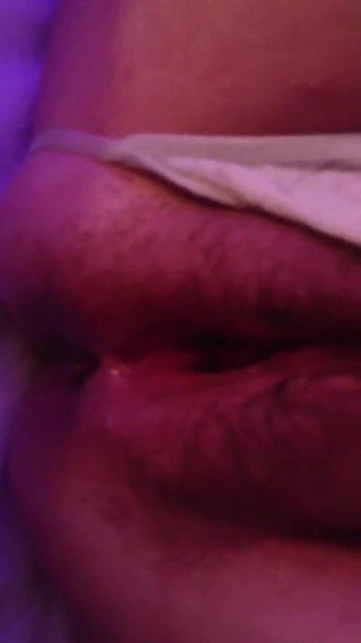 Gaping pulsing pussy