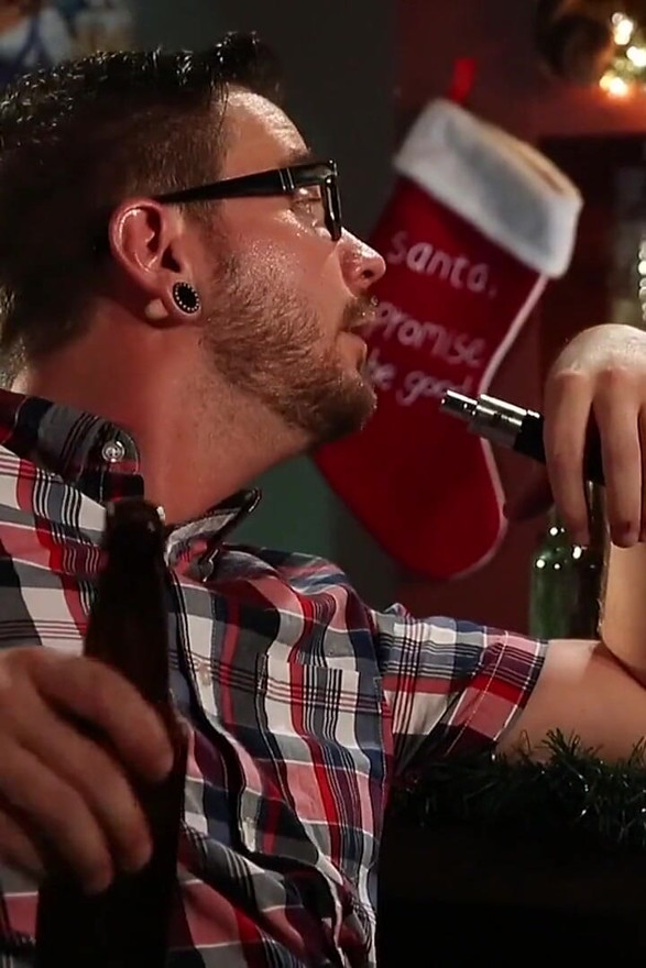 Dirty Santa - Episode 1 - Fucking Around the Christmas Tree