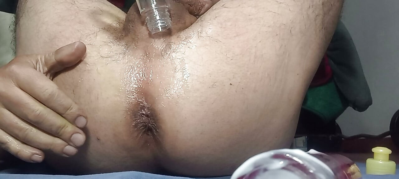My ass exposed