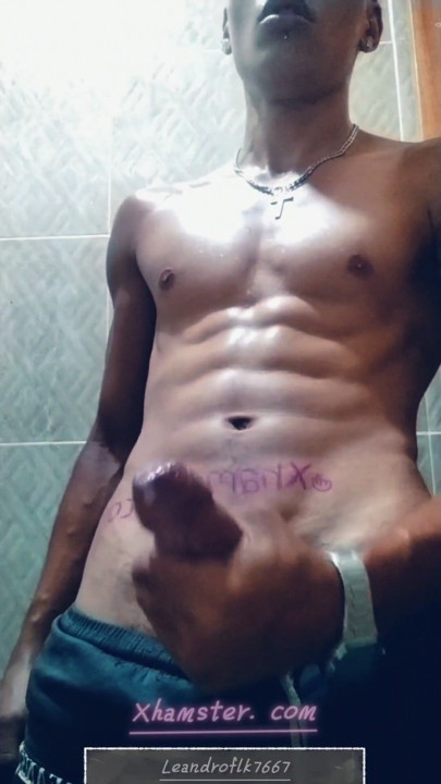 18-year-old guy masturbating, thick cock | Clip 1