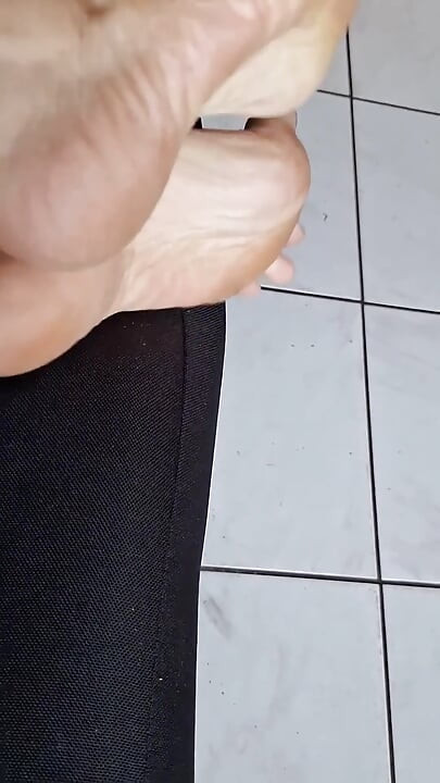 MILF Squirt Und Exhib