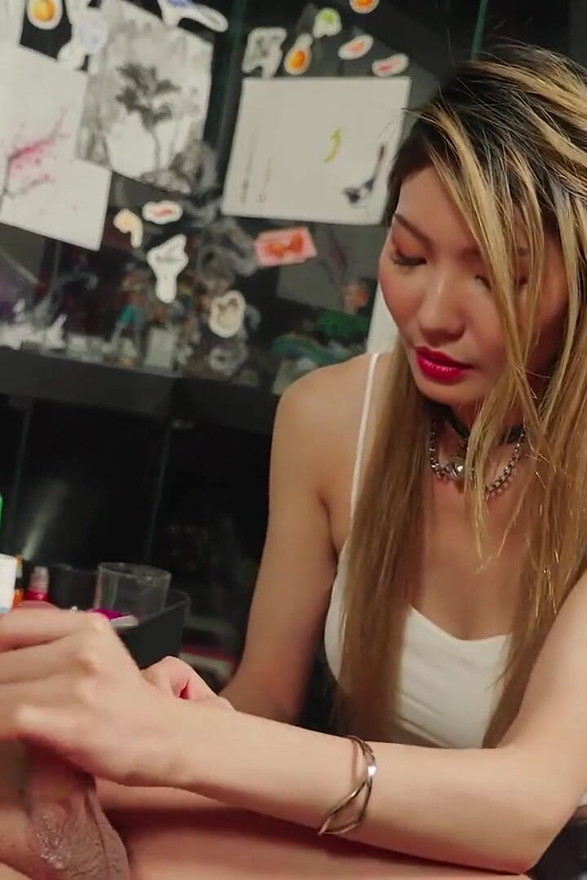 Busty Tattoo Artist, Li Zhiyan, Fucked by a Client
