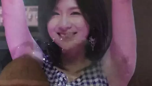 Boşalmak haraç boşalmak üzerinde apink hayoung koltuk altı iki kez